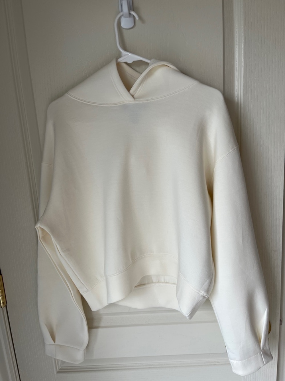 Never worn! Oversized Ivory Hoodie - XS